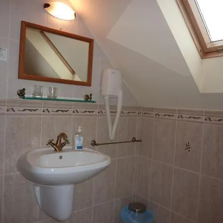 Nocleg ze śniadaniem Naspolya Panzio Es Etterem *