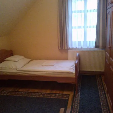 Nocleg ze śniadaniem Naspolya Panzio Es Etterem *