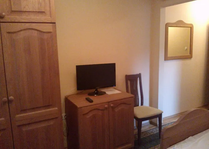 Naspolya Panzio Es Etterem Bátaapáti